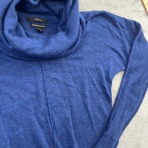 Tahari XS 100% Extrafine Merino Wool Blue Long Sleeve Cowl Neck Sweater